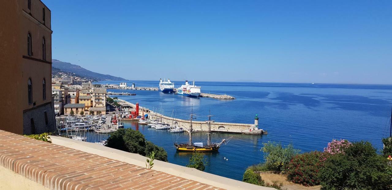 Appartement de charme citadelle Bastia Bastia  Esterno foto